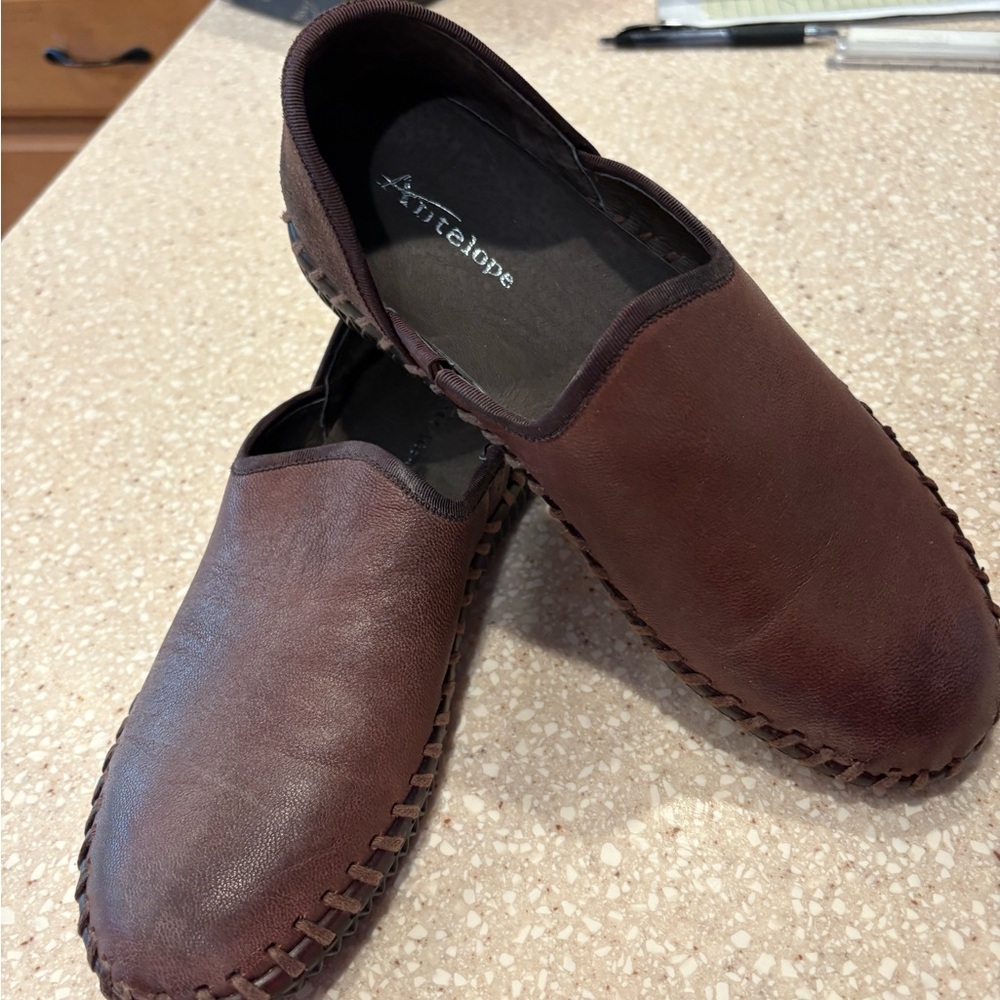 Antelope Brown Leather Slip-On Flats with Stitched Detail - Picture 2 of 5